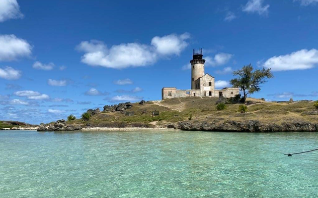 South-East Islands Tour On Cataspeed