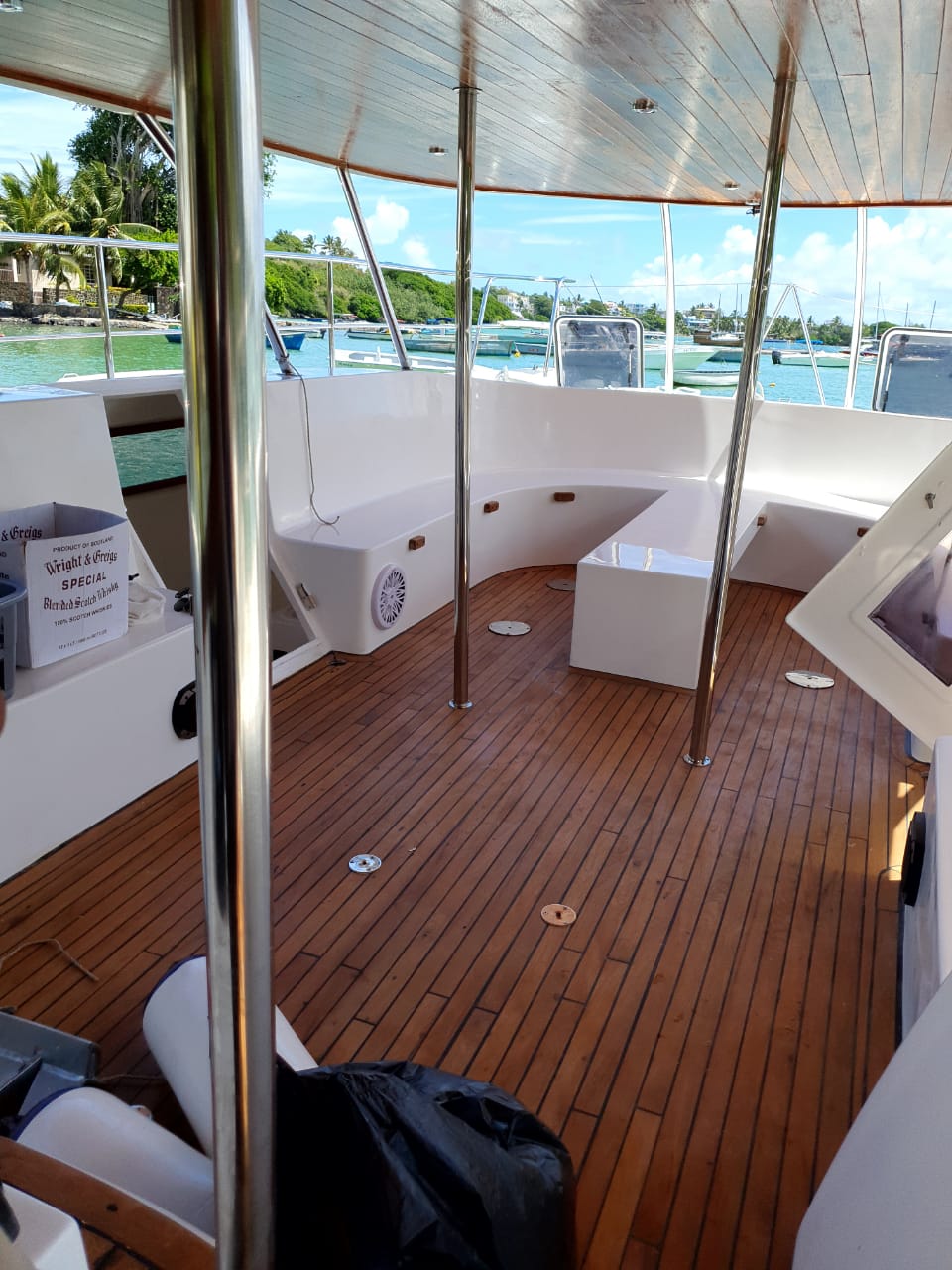 Ile aux Cerfs Gallery Image 2